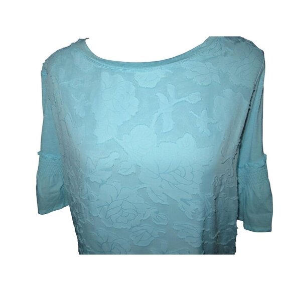 BOGO RXB Woman Light Pastel Blue Floral Embossed 3/4 ruffle Sleeve Flowy top 1X - Picture 2 of 9